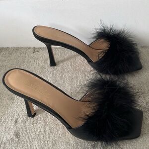Like new: MISS GLOBO Feather Mules, Black, Size 41 (10)